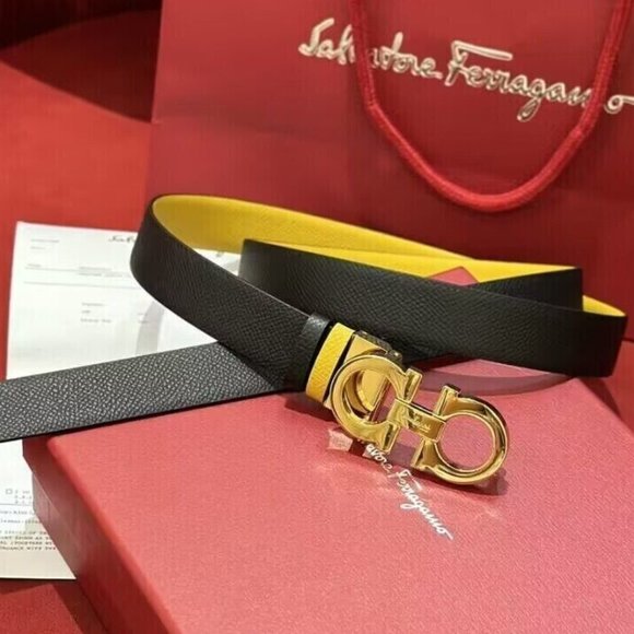 Salvatore Ferragamo Gancini Belt -Size 90 Yellow/Black Women’s Belt - Picture 2 of 7